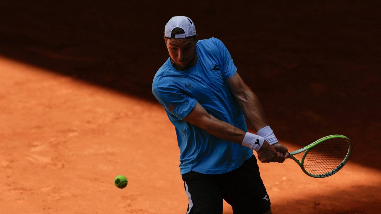 Struff fällt weiter zurück