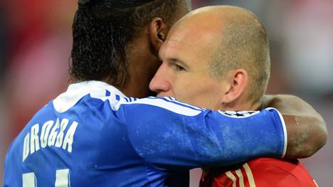 Didier Drogba tröstete Arjen Robben nach dem "Drama dahoam"