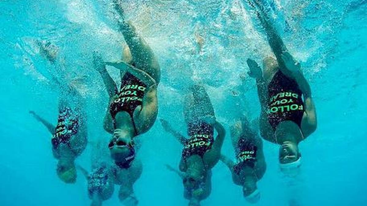 Am Donnerstag und Freitag starten sie im Gruppen-Synchronschwimmen zusammen mit sechs weiteren Badenixen; erst in der technischen, dann in der freien Kür