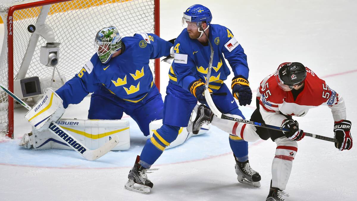 Den Kanadiern gelingt im Duell mit Schweden nahezu alles. Das erste Tor erzielt der kanadische Stürmer mit dem Rücken zum Tor