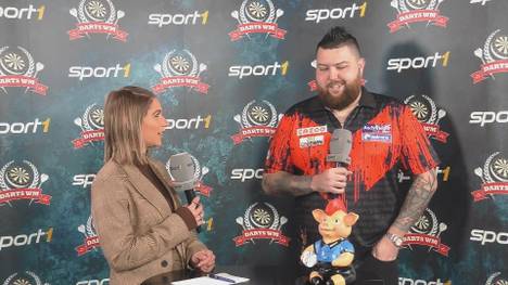 Michael Smith steht zum dritten Mal im Finale der Darts-WM und möchte sich zum ersten Mal den Titel sichern. Im SPORT1-Interview spricht er über den Traum, den er sich danach erfüllen möchte. 