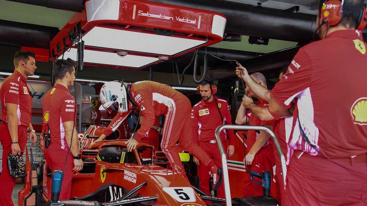 Vettel mit Rekordrunde im Training