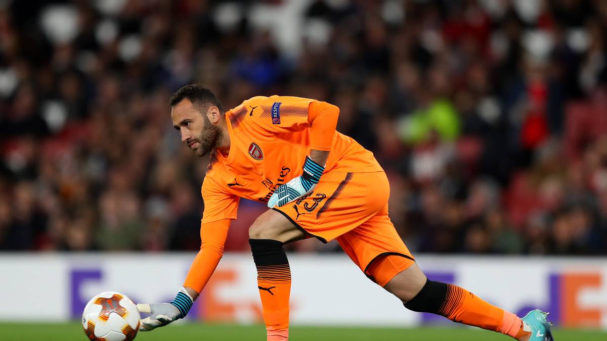 Eine Option könnte sein, dass der 30-Jährige fest von den Italienern verpflichtet wird. "Ospina bleibt bei Napoli, egal, wie oft er spielt", sagte Neapel-Trainer Carlo Ancelotti bereits im Februar