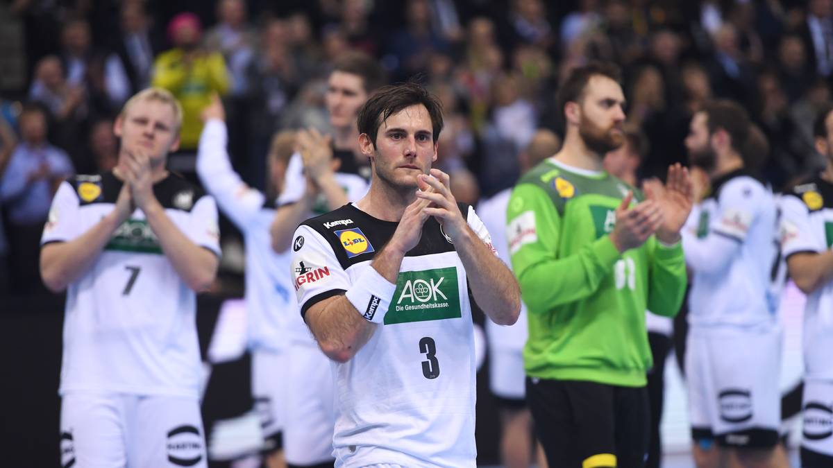 Dem deutschen Team fehlen gleich sechs WM-Fahrer: Uwe Gensheimer ist wegen Verpflichtungen bei PSG nicht dabei. Martin Strobel, Hendrik Pekeler, Steffen Weinhold und Steffen Fäth fehlen verletzt, Andreas Wolff aus privaten Gründen