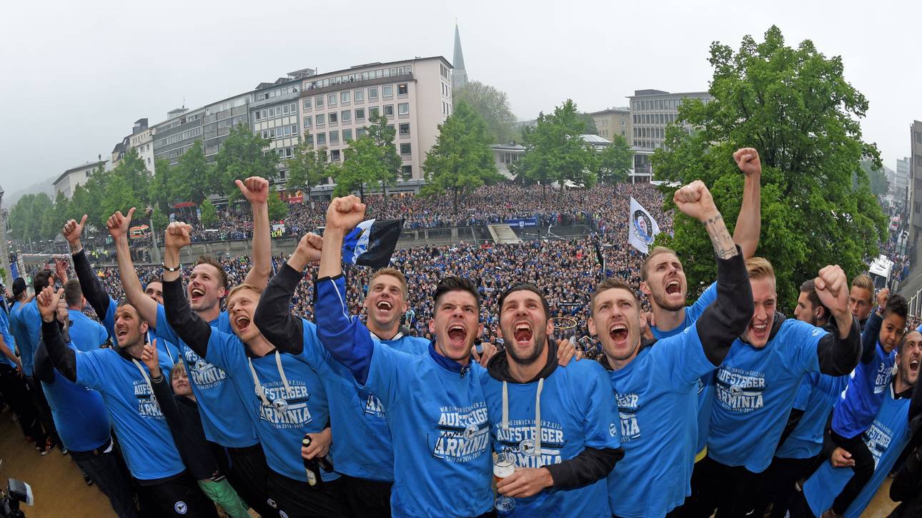 Arminia und MSV feiern auf Mallorca