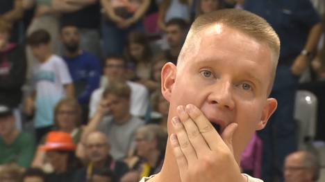 Robin Benzing, langjähriger Kapitän der deutschen Nationalmannschaft, wurde nach 167 Länderspielen gebührend verabschiedet.