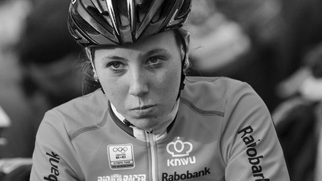 Mountainbikerin stirbt nach Sturz