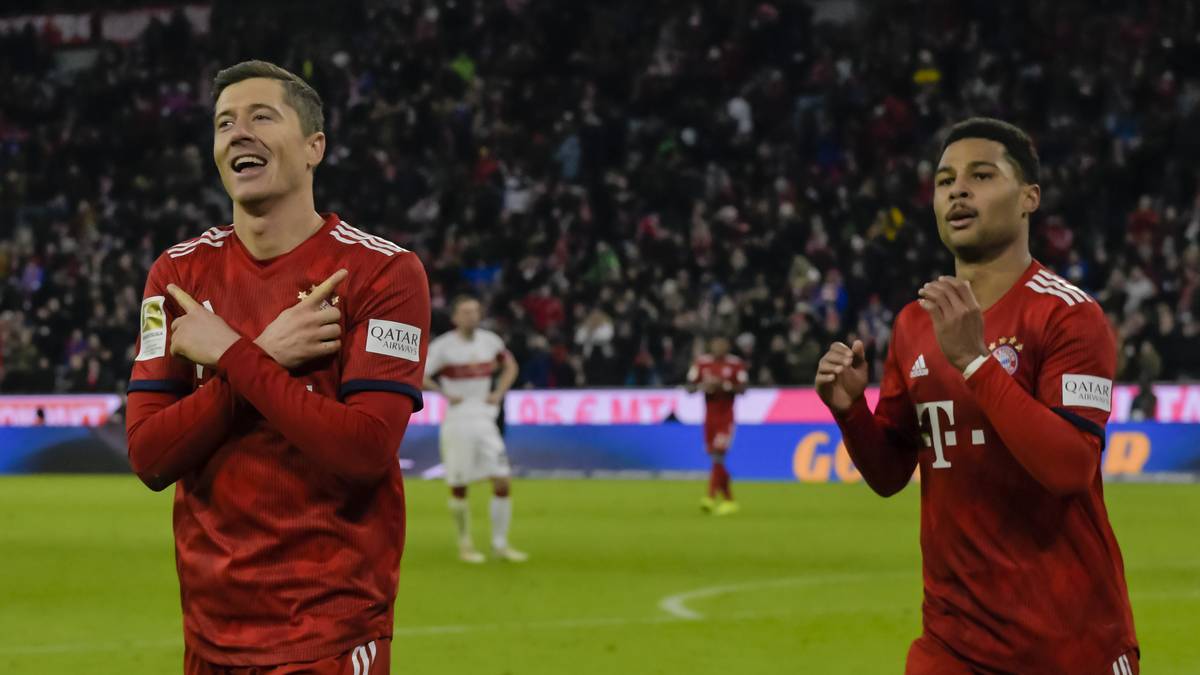 Nicht zwingend steht der Spieler mit den meisten geschossenen Toren an der Spitze des UEFA-Torjäger-Rankings. Die Anzahl der Tore wird mit dem Faktor 1, 1,5 oder 2 multipliziert, je nach Platzierung des Landes in der UEFA-Fünfjahreswertung. Ein Tor in der Bundesliga ist also mehr wert als ein Treffer in der Türkei oder den Niederlanden. SPORT1 zeigt den Stand