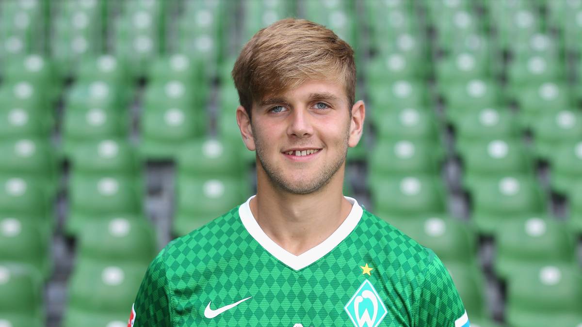 WERDER BREMEN - bisherige Transfers: Mit Niclas Füllkrug kommt ein neuer Stürmer an die Weser. Außerdem verpflichtet Bremen Marco Friedl endgültig von den Bayern. Um Innenverteidiger Kaan Ayhan (Düsseldorf) und Herthas Mittelfeldstratege Marko Grujic, den man vom FC Liverpool ausleihen möchte, bemüht man sich
