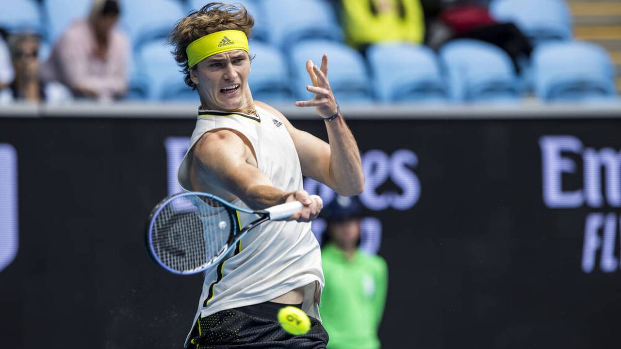 Zverev mit Mühe weiter, Kerber blamiert sich