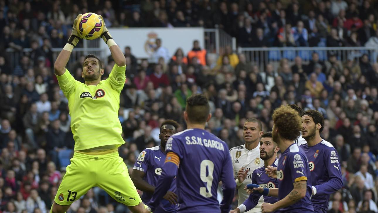 Real holt Casilla für Casillas