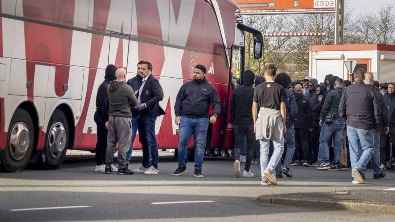 Debakel! Ultras knöpfen sich Ajax vor