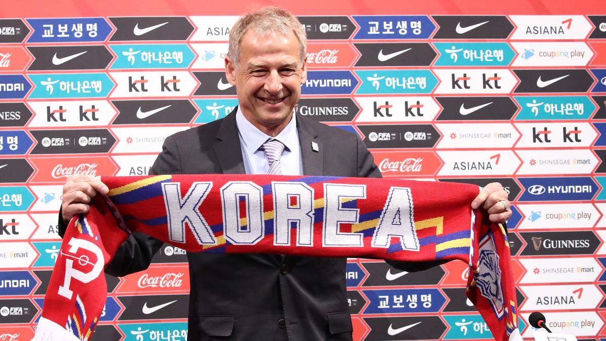 Jürgen Klinsmann bei der Präsentation zum neuen Cheftrainer Südkoreas