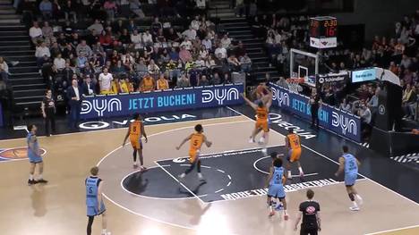 Die BBL-Highlights der Basketball-Partie Veolia Towers Hamburg - ROSTOCK SEAWOLVES im Video. 