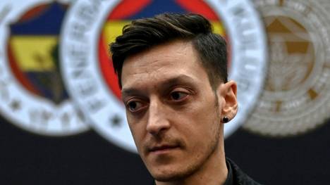 Özil steht vor Debüt für Fenebahce