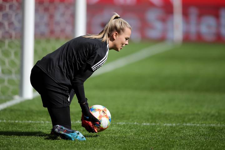 Fussball Nadine Angerer Kampft Fur Bessere Bezahlung Fur Frauen