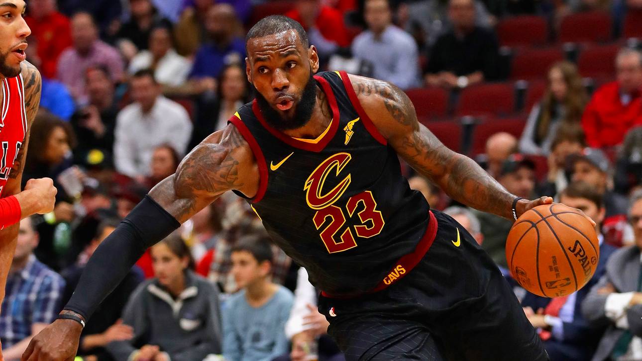 LeBron mit Gala und Trump-Botschaft