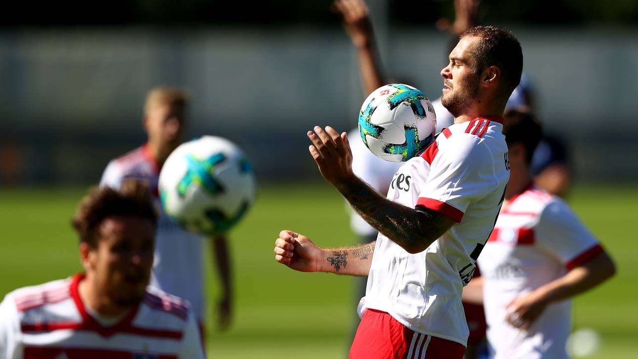 HSV stellt Lasogga frei