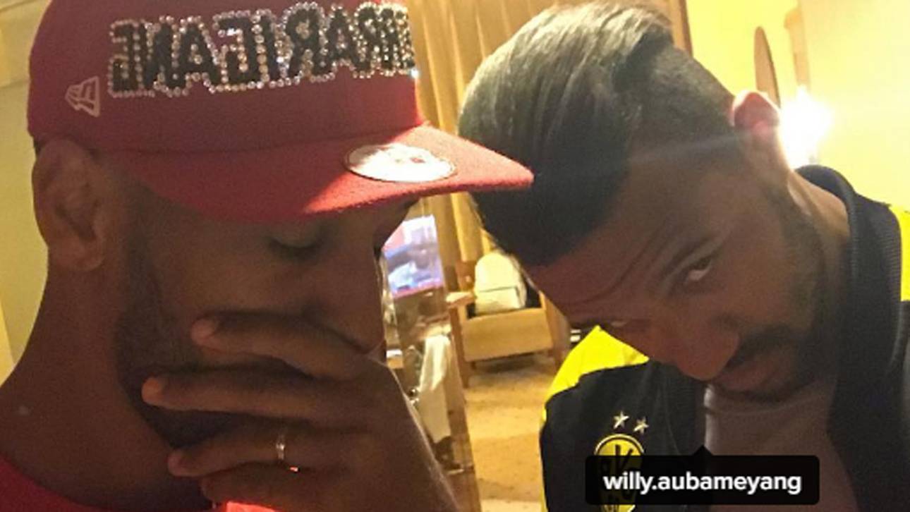 Aubameyang im Schlabberlook zu Gala