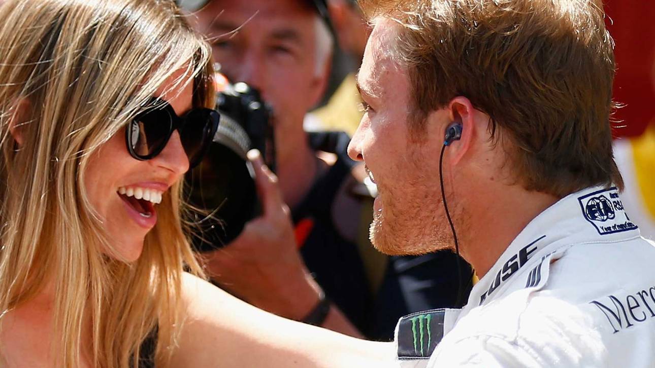 Babybauch als Glücksbringer