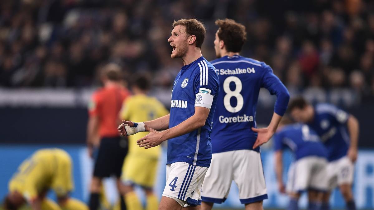 Auch Kapitän Benedikt Höwedes sieht durchaus Luft nach oben