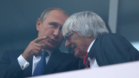Bernie Ecclestone (r.) mit Wladimir Putin