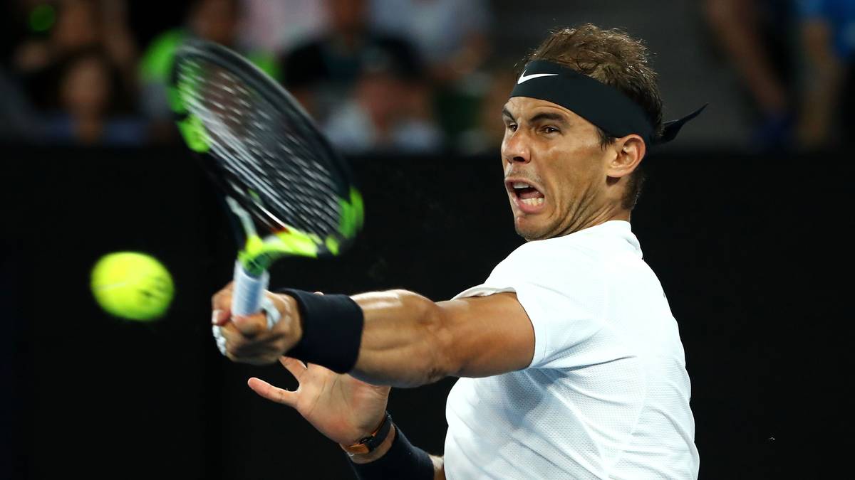 ...auch wenn Nadal schnell sein Aufschlagspiel durchbringt und Federer breakt