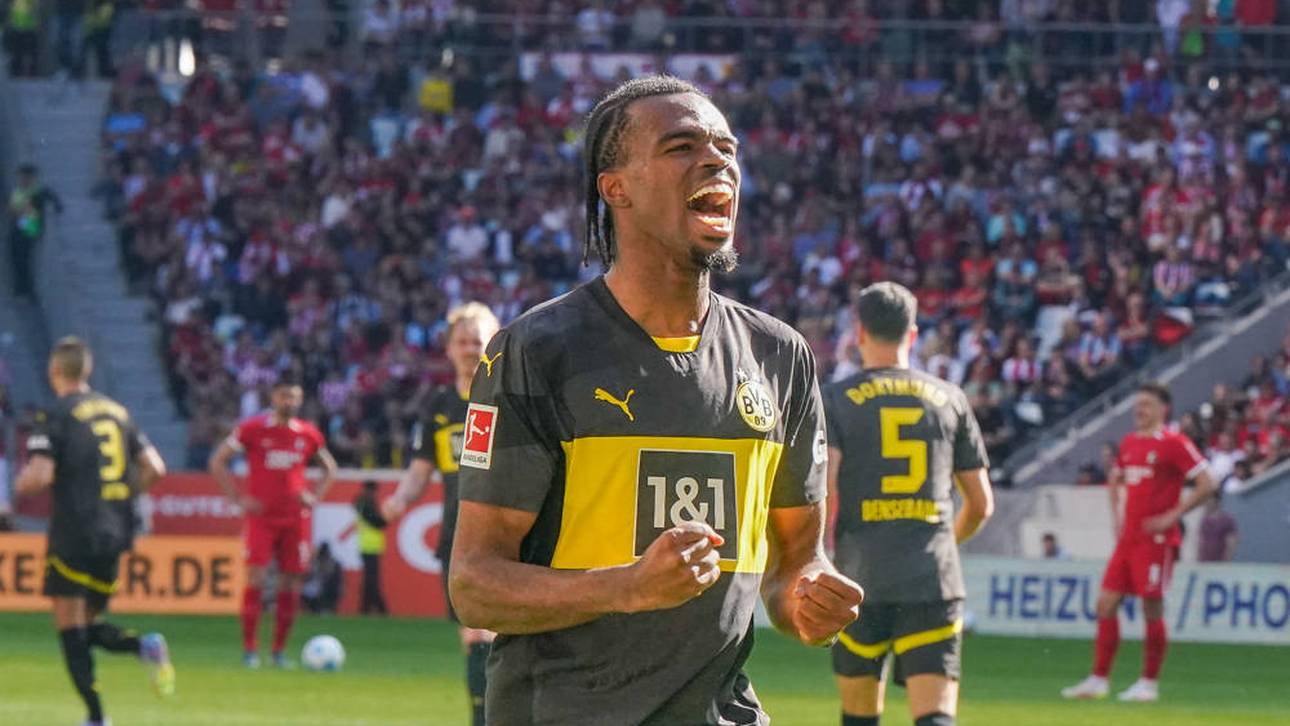 Carney Chukwuemeka erzielt bei seinem Startelf-Debüt für den BVB direkt sein erstes Tor in der Bundesliga