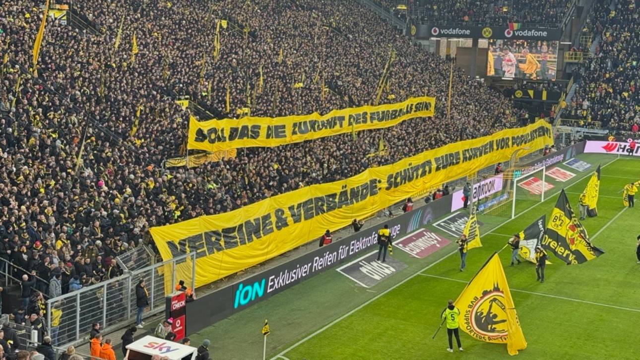 Die BVB-Fans protestieren ebenfalls 