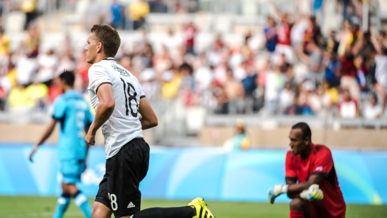 Petersen bewirbt sich bei Löw