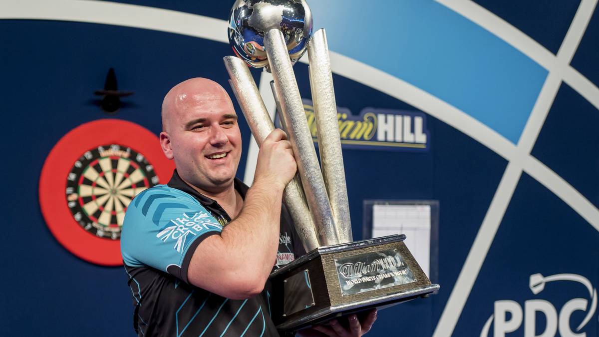 PLATZ 9 - ROB CROSS (PDC Order of Merit: 2): Der Weltmeister schaffte es in der Premier League auf Anhieb ins Halbfinale, musste aber bis Mitte Juni warten, um seinen zweiten PDC-Titel einzufahren. Insgesamt lieferte "Voltage" 2018 aber eher schwächere Auftritte bei den großen TV-Turnieren ab. Die Wiederholung seines Triumphes dürfte schwer werden.