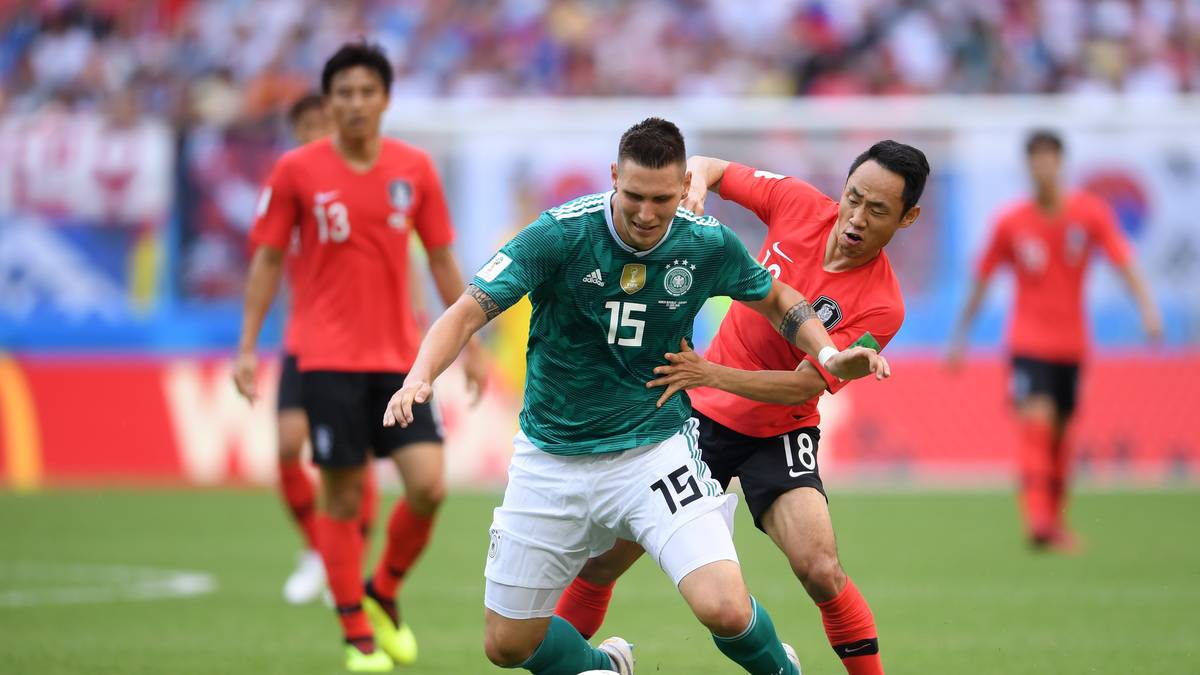 NIKLAS SÜLE: Spielte wie erwartet als Ersatz für den gesperrten Jerome Boateng in der Innenverteidigung. Hatte anfangs nicht immer Zugriff in den Zweikämpfen, bemühte sich aber immer wieder um schnellen Spielaufbau: Mal mit einem guten Diagonalball auf Reus (6.), mal mit Flachpässen in die vorderen Linien. Rette stark im Eins gegen Eins bei einem Konter (80.) SPORT1-Note: 4