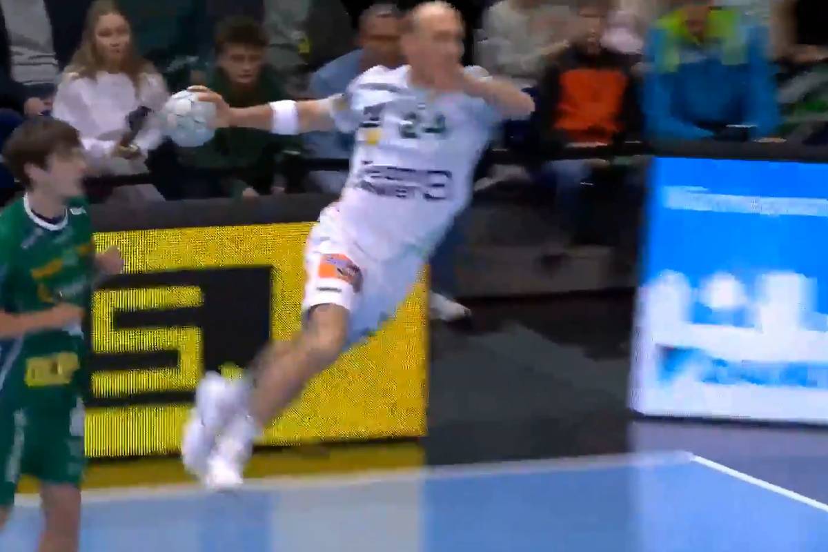 Unglaublich! 16-Tore-König überragt