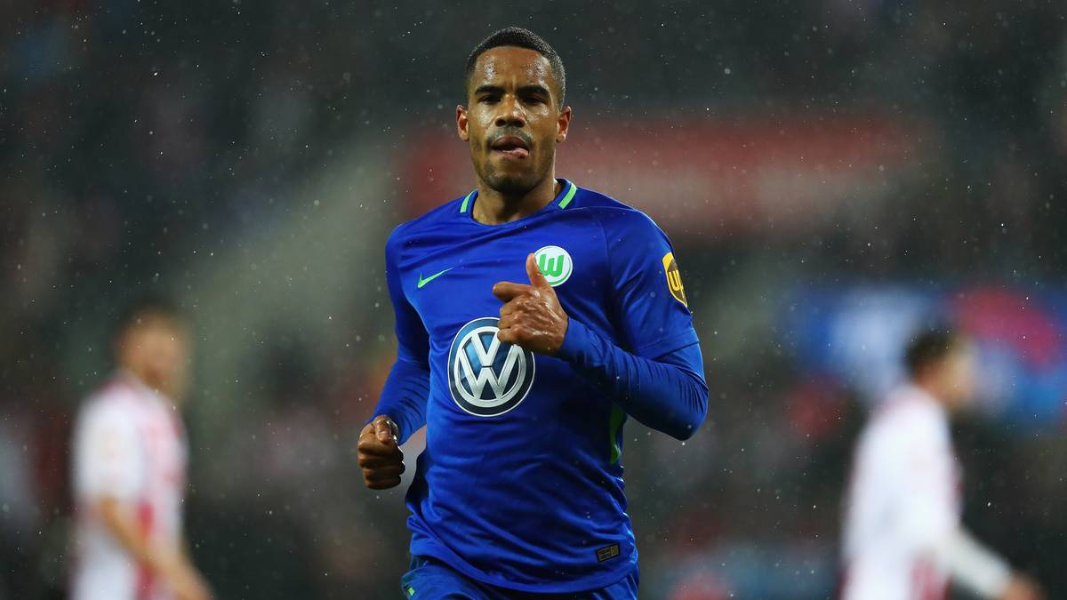 Rückkehrer Daniel Didavi ist nach zwei Jahren in Wolfsburg wieder zurück am Canstatter Wasen. Vor allem bei Standards ist der gebürtige Schwabe eine echte Waffe. Doch Didavis Verletzungsanfälligkeit ist mindestens ebenso berüchtigt