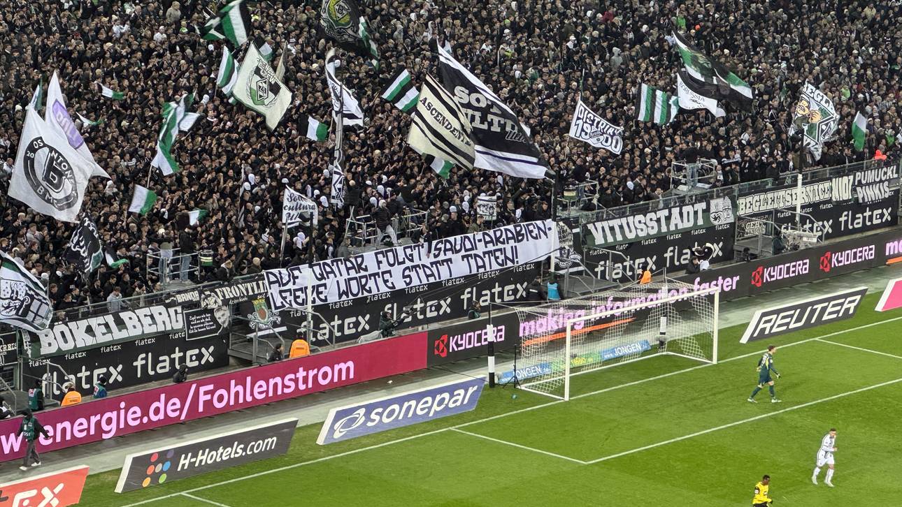 Die Fans von Borussia Mönchengladbach positionierten sich klar gegen die WM in Saudi-Arabien