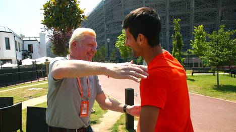 Boris Becker (l.) und Novak Djokovic (r.) trafen sich am Rande der French Open