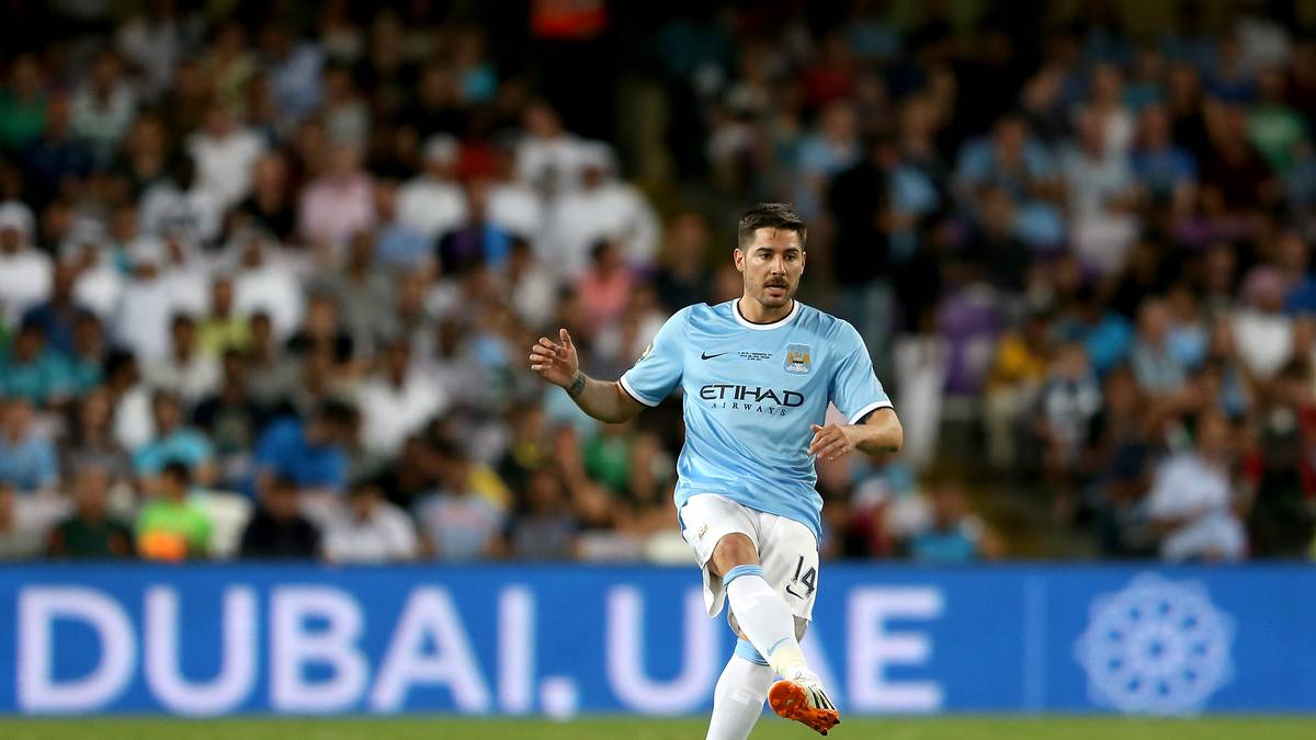 JAVI GARCIA: 2012/13 für 20,2 Millionen Euro von Benfica Lissabon. Der defensive Mittelfeldspieler erzielte in 76 Einsätzen für die Citizens zwei Treffer. Ging 2014 für 16,8 Millionen Euro zu Zenit St. Petersburg, inzwischen bei Betis Sevilla 