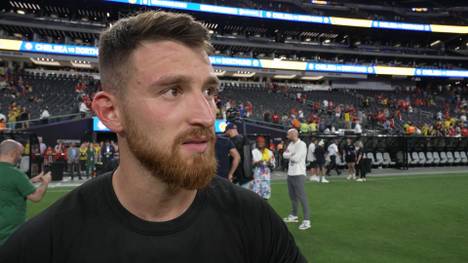 Borussia Dortmund konnte sich in Las Vegas mit 3:2 gegen Manchester United durchsetzen. Trotz des Sieges zeigte sich ein BVB-Akteur selbstkritisch.