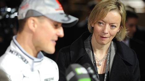 Sabine Kehm kämpfte mit den Tränen, als Michael Schumacher den Award für sein Lebenswerk zugesprochen bekam