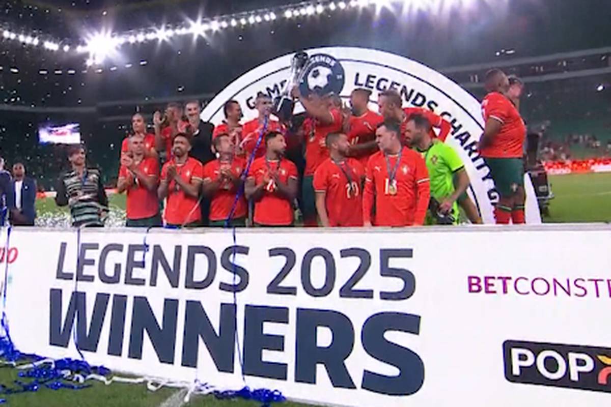 Im Legends Charity Game in Lissabon gewinnt die Portugal-Auswahl gegen die World Legends. Dabei trumpft vor allem Luís Figo mit einem Tor und einer Vorlage groß auf.