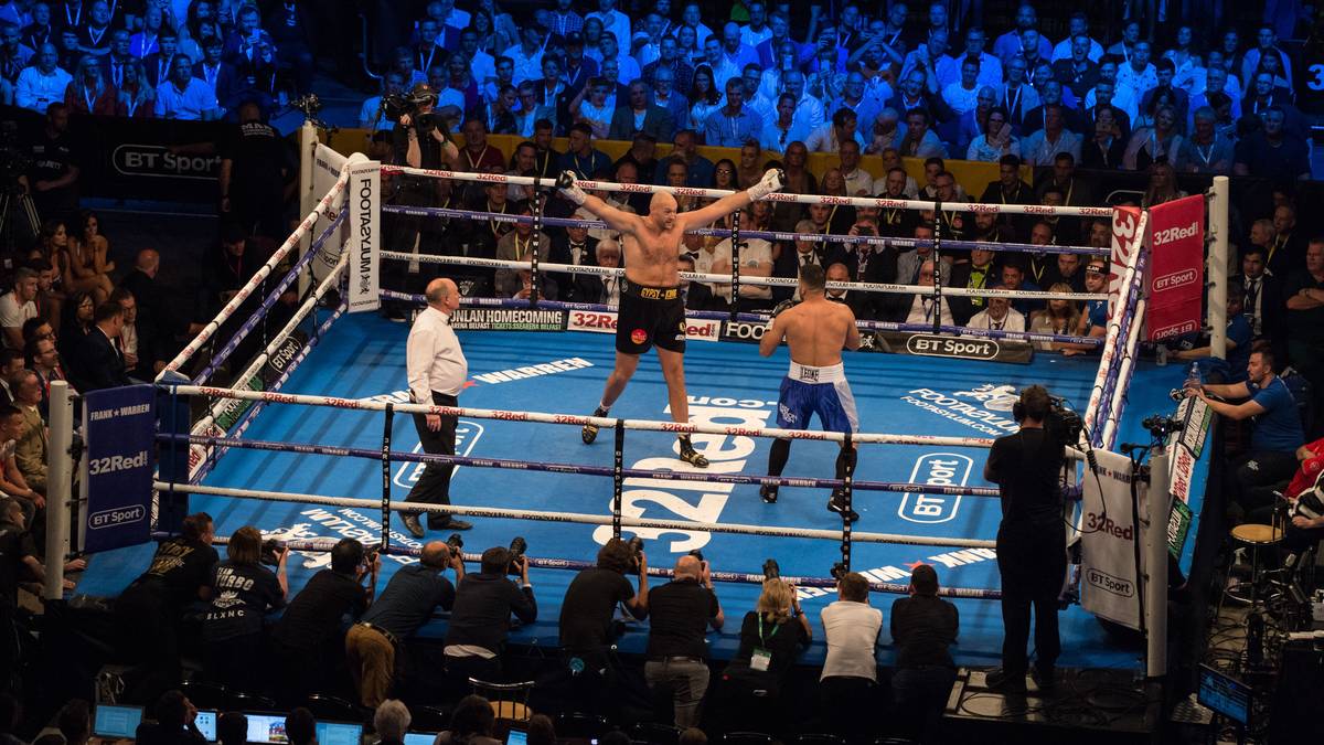 Im 26. Profi-Kampf feiert Tyson Fury seinen 26. Sieg. Sein Comeback-Kampf gegen den Albaner Sefer Seferi gleicht allerdings phasenweise einer Spaßveranstaltung. Nur auf den Rängen wird es wild. SPORT1 zeigt die Bilder des Kampfabends