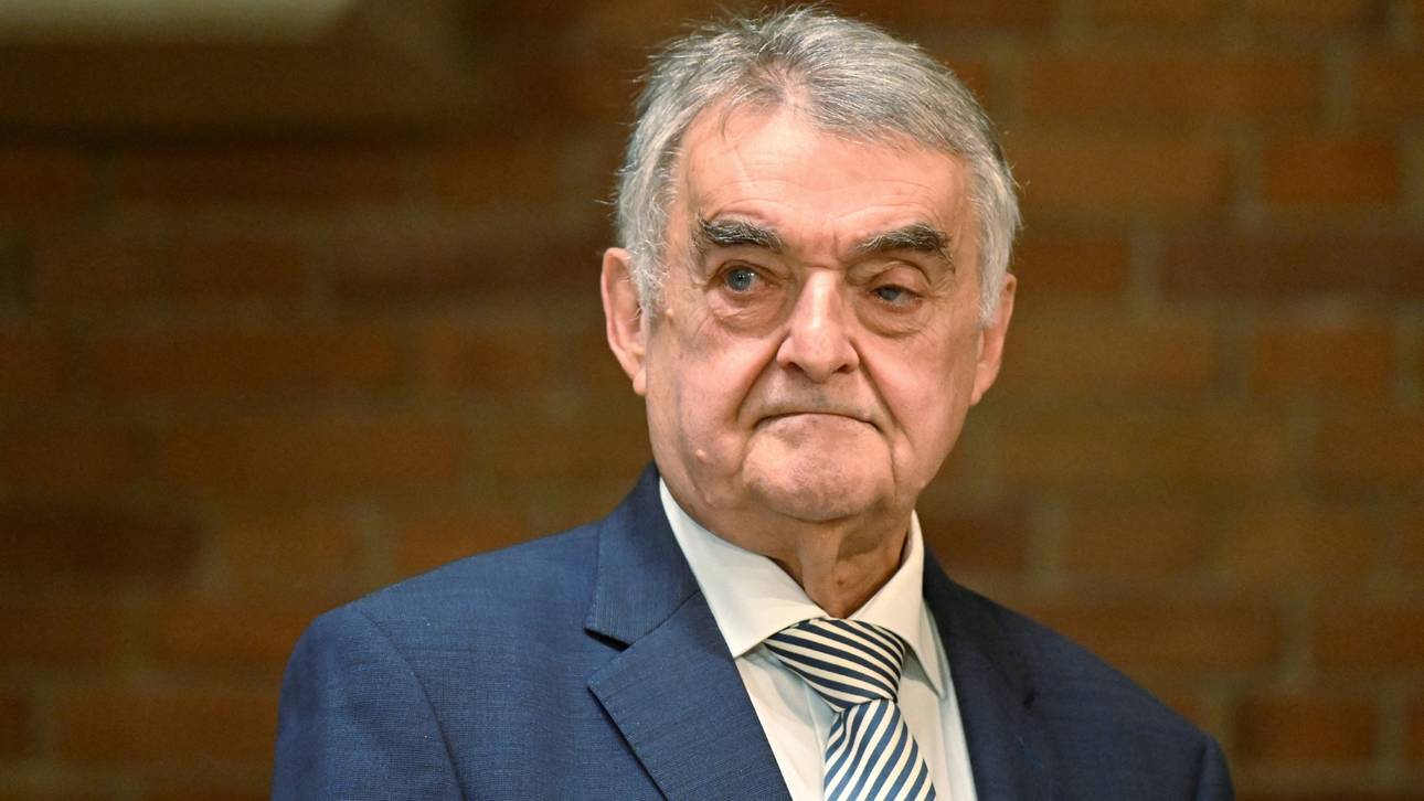 Innenminister wählt scharfe Worte