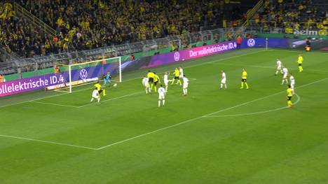 Und wieder trifft der Joker! Thorgan Hazard ist nur zehn Minuten im Spiel und schnürt den Doppelpack. Die Vorentscheidung gegen den FC Ingolstadt.