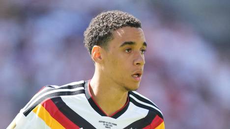 Deutschland steht bereits sicher als WM-Gruppensieger fest. Die SPORT1-Reporter Stefan Kumberger und Manfred Sedlbauer diskutieren über die Startelf für das nächste Spiel, bei dem Jamal Musiala voraussichtlich für eine Pause freiwillig auf seinen Einsatz verzichtet.