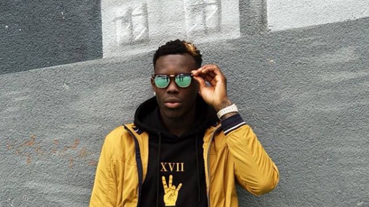 Sein Geld verdient der Deutsche aber nicht nur mit Basketball spielen. Unter dem Namen "Flex GanG" vertreibt er Mode. Der in Braunschweig geborene Schröder ein kleines Imperium aufgebaut. SPORT1 zeigt seinen Werdegang in Bildern