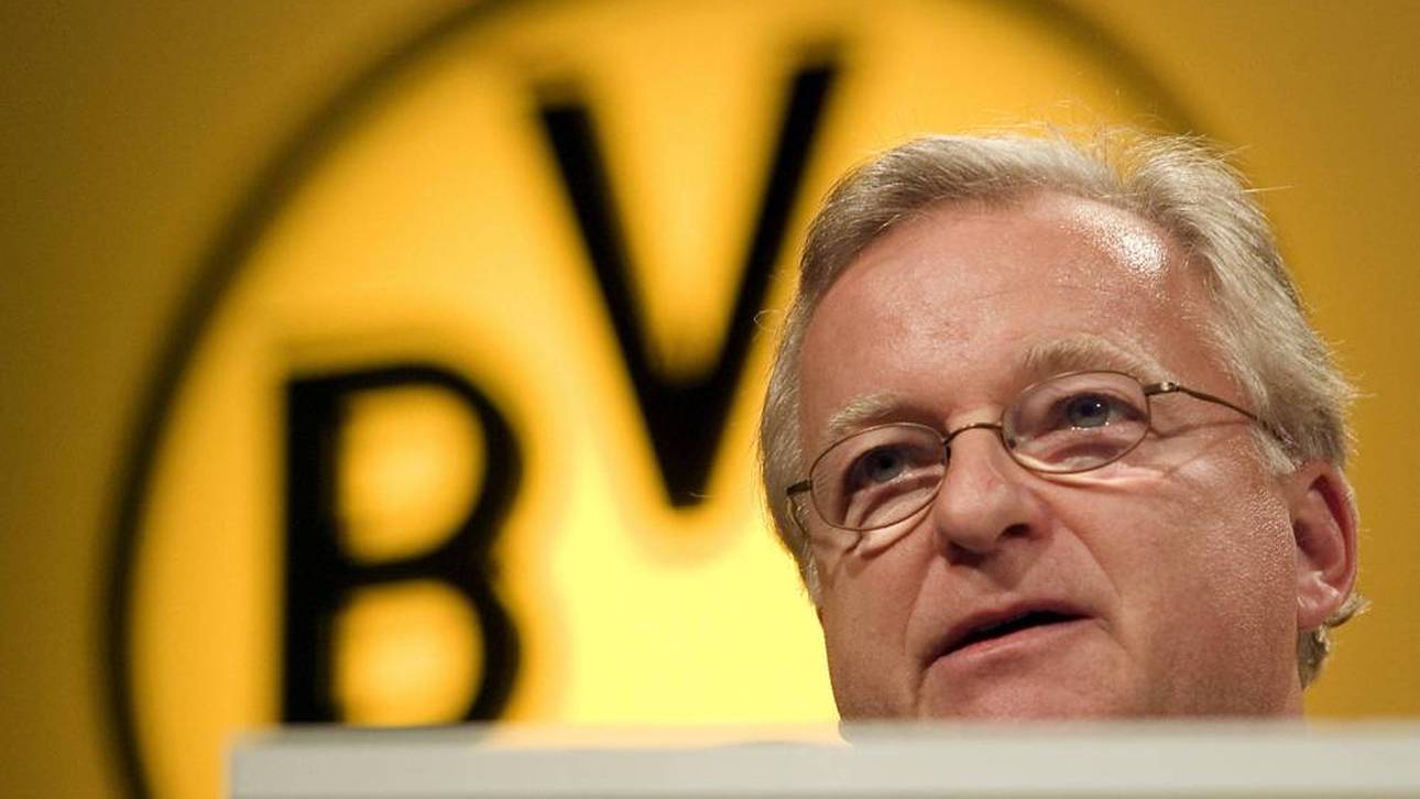 Dr. Gerd Niebaum bei seiner Abschiedsrede nach der Fax-Affäre 