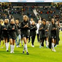 Die Fußballerinnen von Eintracht Frankfurt haben ihren dritten Platz in der Bundesliga gefestigt.