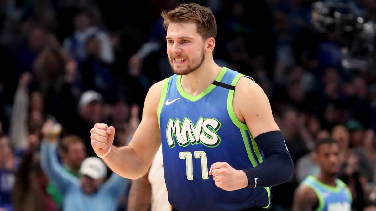 PLATZ 9 - DALLAS MAVERICKS (2,4 Milliarden): Sportlich sah es seit dem NBA-Titel 2011 mau aus (keine siegreiche Playoff-Serie), Luka Doncic sorgte aber bei FS Southwest für die größte Steigerung eines lokalen TV-Senders bei den Einschaltquoten. Dallas wird sich in den Top Ten halten