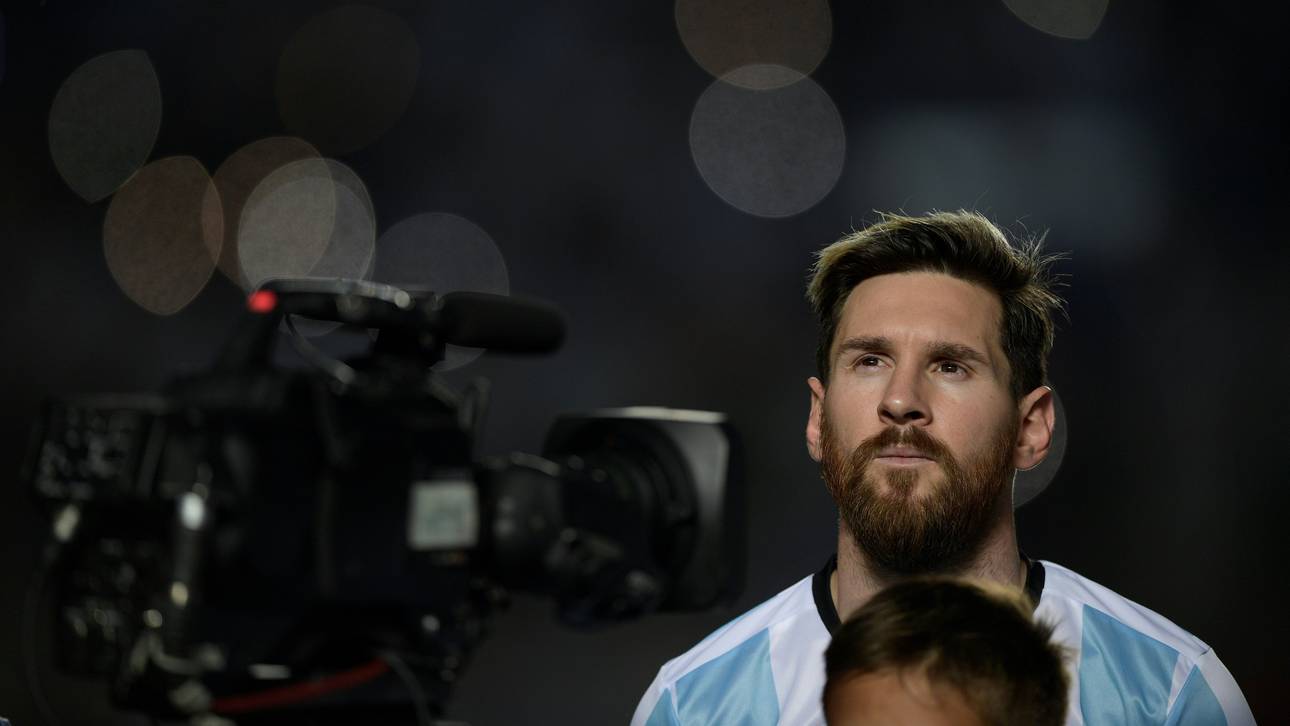 Messi hilft Verband finanziell aus