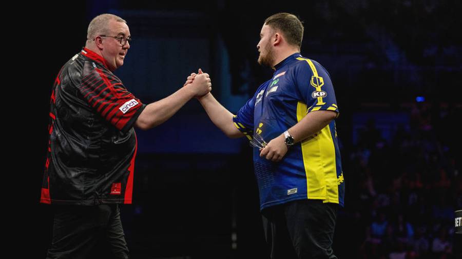 JETZT im TV & Stream: Verteilt Littler ein Geburtstagsgeschenk?